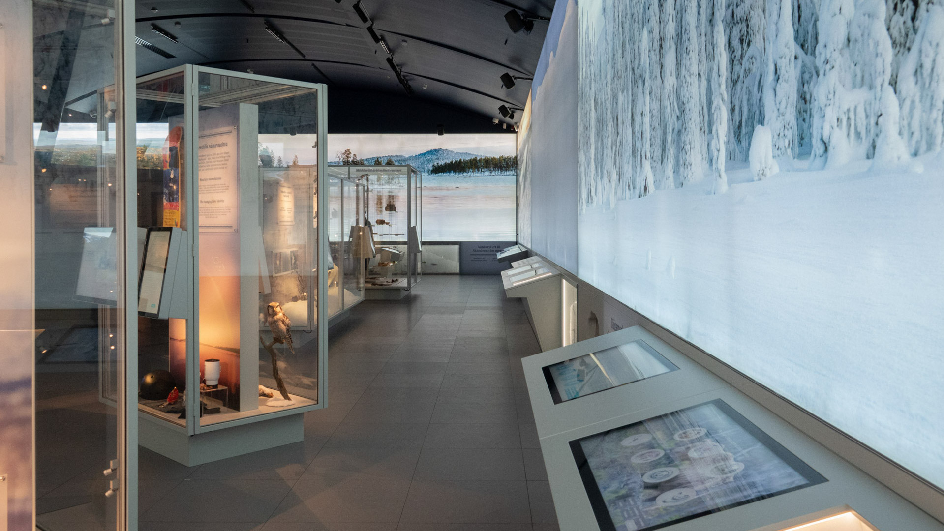 Sámi Museum Siida uses modern video and audio solutions to introduce all guests to the exciting world of the Sámi people, their traditions and the land where they live.